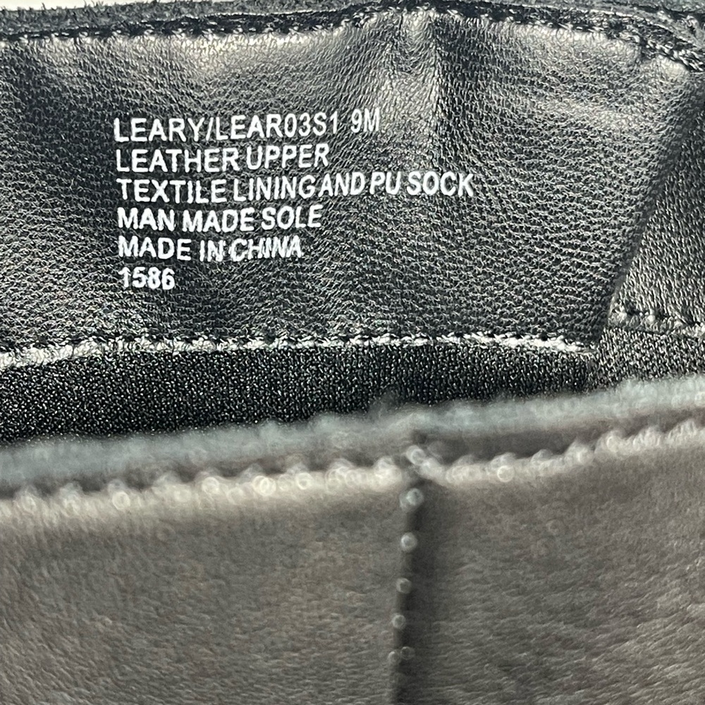 Steve Madden Leary Black Leather Tall Lug Sole Boots Size 9M - Picture 12 of 12